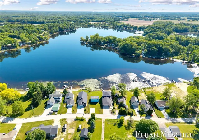1st image of 10207 Poplar Dr, Rockford, MI 49341 | MLS# 70537000