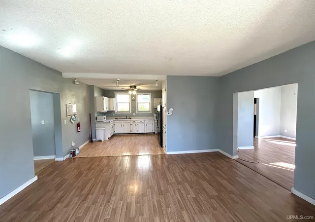 Photo 4 of Single family home for sale at 202 Scallon St, Hancock, MI 49930 | MLS# 50219913 | Listing updated on 2026-10-09