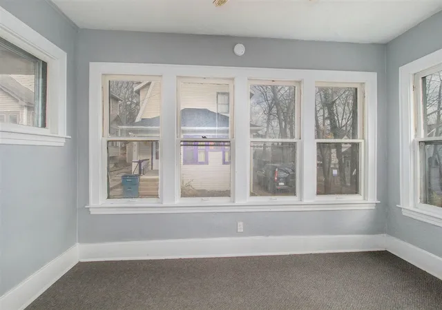 Homes for sale in Kalamazoo, MI | 911 W Vine St, Kalamazoo, MI 49008 | MLS# 70505297