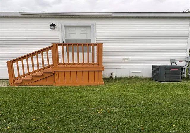 5th image of 3621 Hawthorne St, Clarkston, MI 48348 | MLS# 61002252