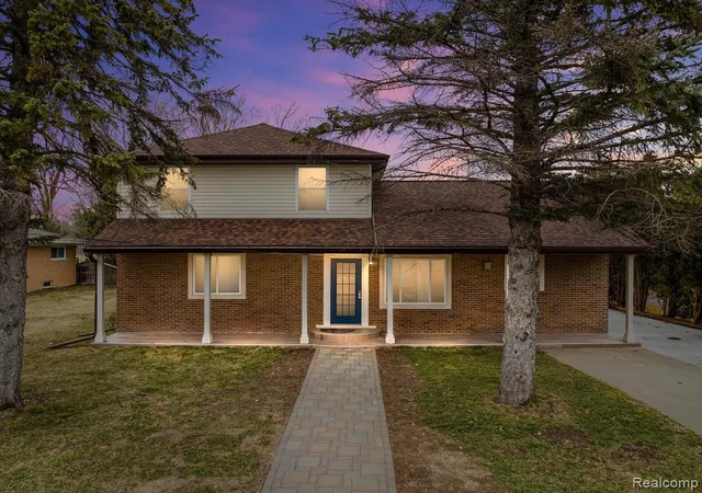 Single family home for sale at 498 South Blvd, Rochester Hills, MI 48307 | MLS# 60305894 | Listing updated on 2025-05-31