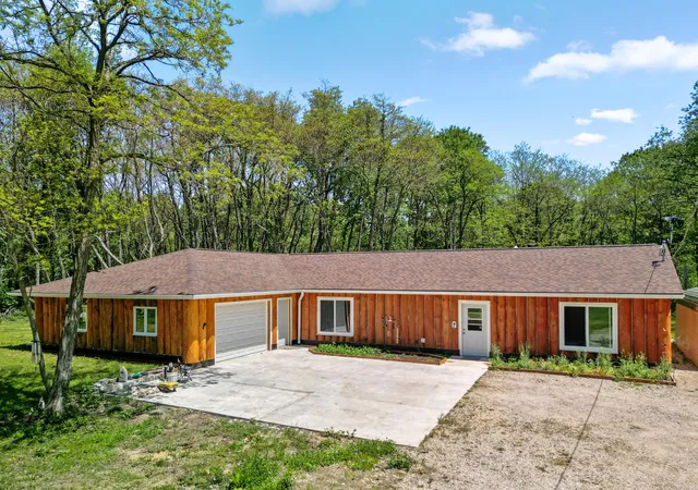 Homes for sale in Hesperia, MI | 2538 S Van Wagoner Ave, Hesperia, MI 49421 | MLS# 70535600