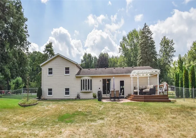 2nd image of 536 Schaeffer Dr, Coldwater, MI 49036 | MLS# 70551334