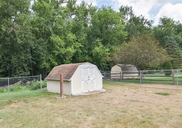 3rd image of 536 Schaeffer Dr, Coldwater, MI 49036 | MLS# 70551334
