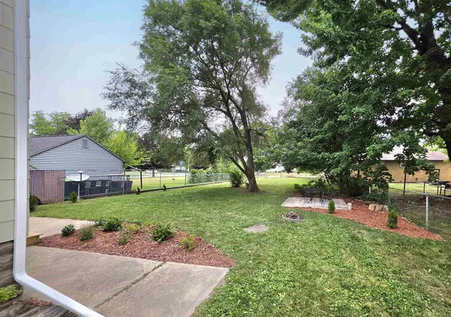 Photo 4 of Single family home for sale at 1205 Michigan Ave, Bay City, MI 48708 | MLS# 50217787 | Listing updated on 2026-09-30
