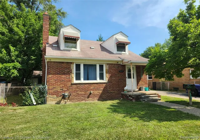 Photo 1 of Sale Pending at 915 E 14 Mile Rd, Clawson, MI 48017 1783 | MLS# 61012704 | Listing updated on 2026-09-12