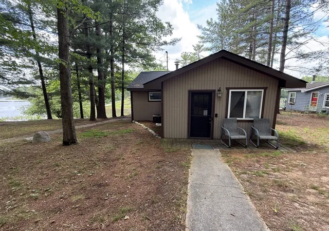Photo 3 of Single family home for sale at 3969 N W Branch Dr, Gladwin, MI 48624 | MLS# 50211265 | Listing updated on 2026-09-18