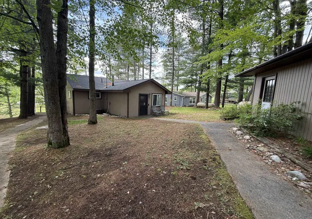 Photo 4 of Single family home for sale at 3969 N W Branch Dr, Gladwin, MI 48624 | MLS# 50211265 | Listing updated on 2026-09-18