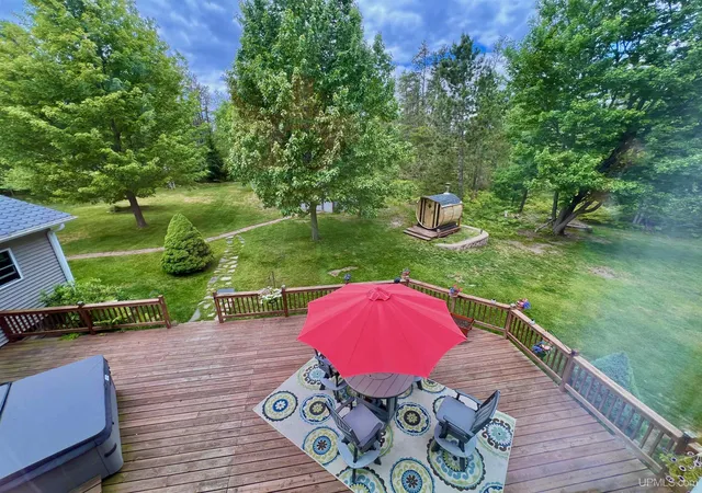 4th image of 1289 E M28 Hwy, Marquette, MI 49855 | MLS# 50212859