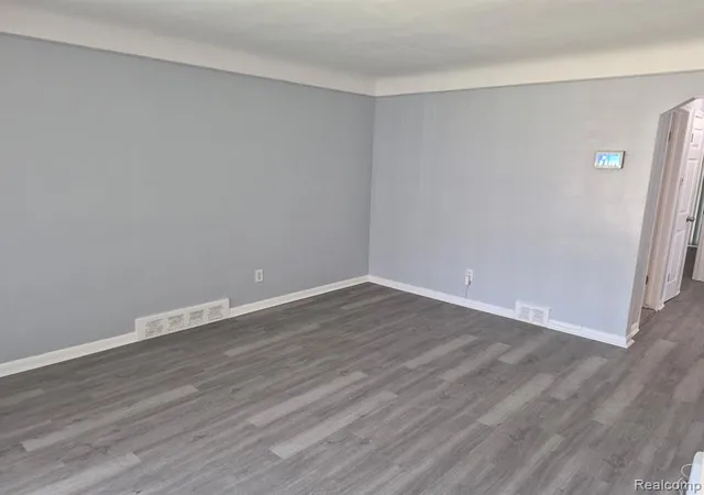 5th image of 19928 Dean St, Detroit, MI 48234 | MLS# 60998546