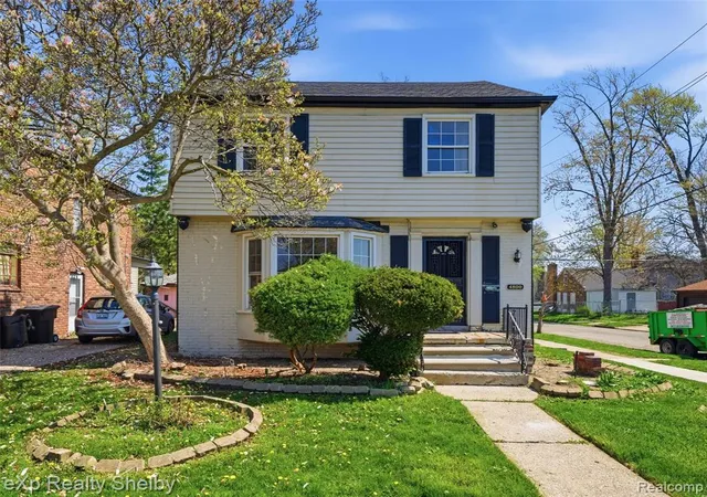 2nd image of 4800 Berkshire St, Detroit, MI 48224 3506 | MLS# 60986825