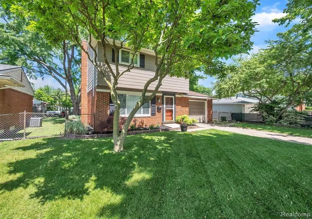 Photo 2 of Single family home for sale at 32760 Hiveley, Westland, MI 48186 | MLS# 70553108 | Listing updated on 2026-08-26