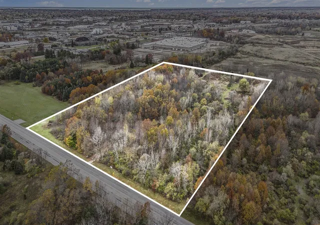 1st image of 1976 Townline Rd, Benton Harbor, MI 49022 | MLS# 70399889
