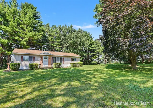 Homes for sale in Orleans, MI | 2350 Belding Rd, Orleans, MI 48865 | MLS# 70543866