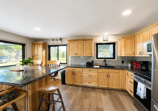 4th image of 3340 Pinehurst Dr, Lake, MI 48632 | MLS# 50207925