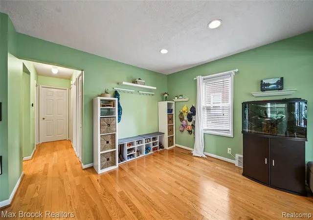 3rd image of 3162 Phillips Ave, Berkley, MI 48072 | MLS# 61022788
