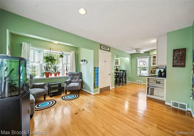 5th image of 3162 Phillips Ave, Berkley, MI 48072 | MLS# 61022788