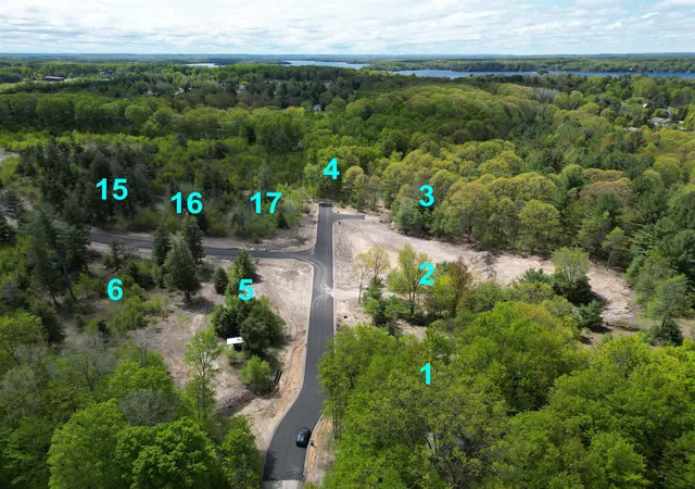 14th image of 4717 Leaning Birch Dr, Traverse City, MI 49685 | MLS# 80069484