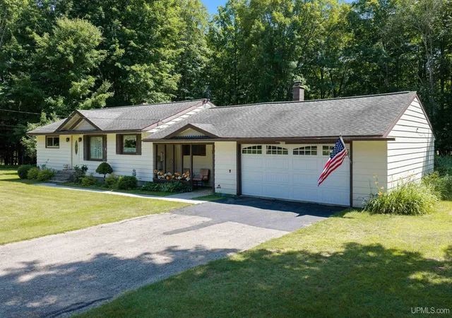 1st image of 8589 M5 Rd, Gladstone, MI 49837 | MLS# 50217188
