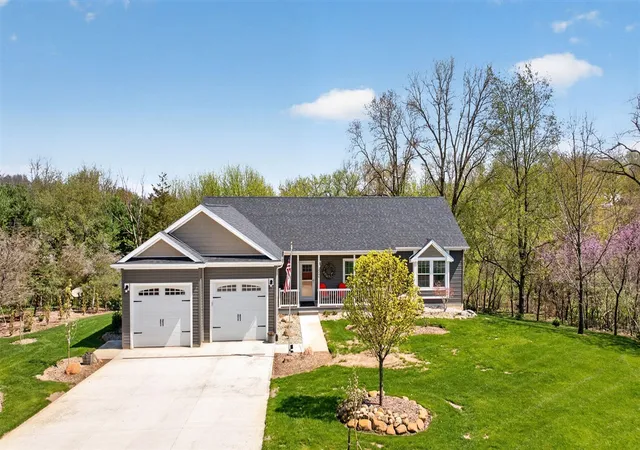Photo 3 of Single family home for sale at 14840 Killorglin Ln, Cement City, MI 49233 | MLS# 70527358 | Listing updated on 2026-09-03