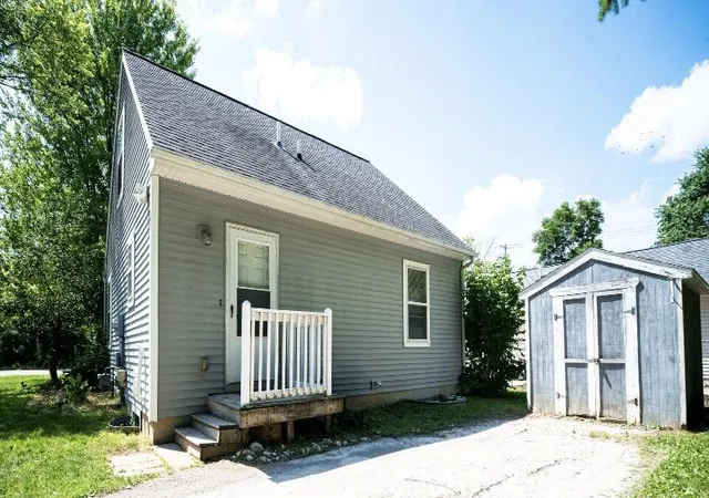 Homes for sale in Ann Arbor, MI | 75 Westover St, Ann Arbor, MI 48103 | MLS# 70543309
