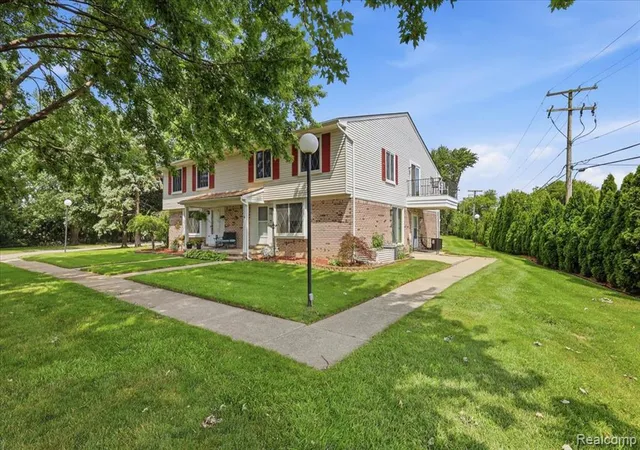 Photo 2 of Condo for sale at 51142 S Foster Rd #11, Chesterfield, MI 48047 | MLS# 61013254 | Listing updated on 2026-08-25