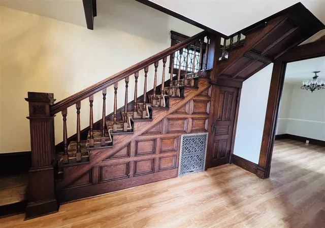 Photo 3 of Single family home for sale at 37 N Lincoln Ave, Niles, MI 49120 | MLS# 70552760 | Listing updated on 2026-08-28