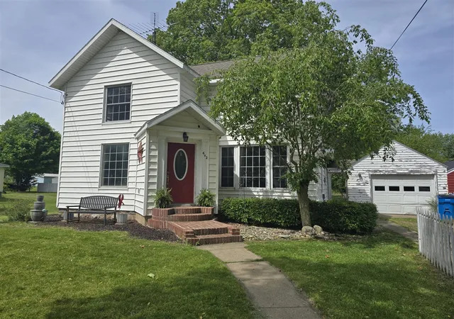 Homes for sale in Colon, MI | 642 Maple St, Colon, MI 49040 | MLS# 70533992