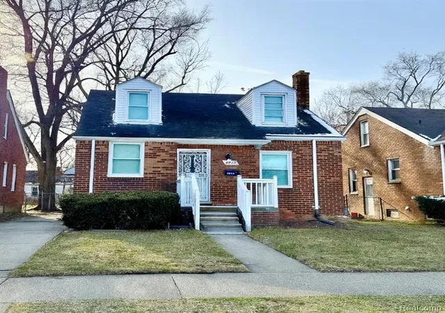 Homes for sale in Grosse Pointe, MI | 8719 Canyon St, Grosse Pointe, MI 48236 | MLS# 60958338