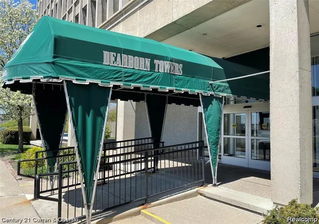 2nd image of 22700 Garrison St #605, Dearborn, MI 48124 2199 | MLS# 61006182