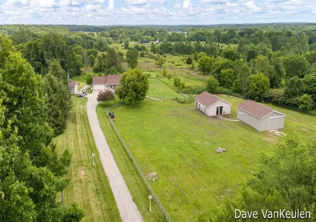 Homes for sale in Hastings, MI | 4494 Barber Rd, Hastings, MI 49058 | MLS# 70542981