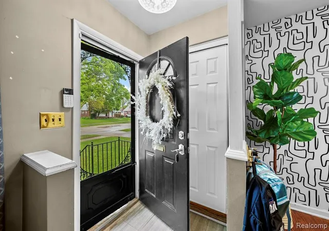 2nd image of 1906 Carlysle St, Dearborn, MI 48124 | MLS# 60992261