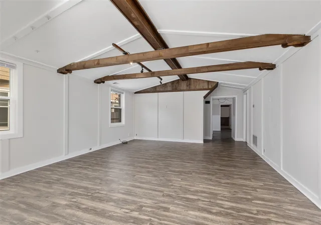 Listing Photo 5 - Condo for sale in building located at 251 W 11th St, Holland, MI 49423