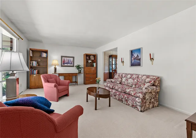 Photo 4 of Sale Pending at 6901 Hickory Point Dr, Portage, MI 49024 | MLS# 70544606 | Listing updated on 2026-07-11