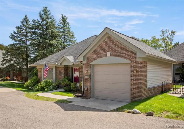 Photo 4 of Condo for sale at 21388 Magnolia Ct, Farmington Hills, MI 48336 | MLS# 61021638 | Listing updated on 2026-08-31