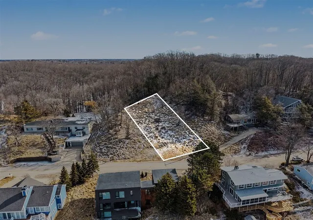 2nd image of 17812 N Shore Estates Rd, Spring Lake, MI 49456 | MLS# 70520470
