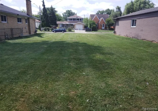 Photo 4 of Land for sale at 8275 Cadillac Ave, Warren, MI 48089 | MLS# 60920828 | Listing updated on 2026-04-17