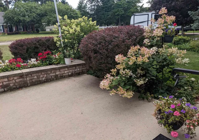 Photo 3 of Single family home for sale at 2451 Westbury Dr, Saginaw, MI 48603 | MLS# 50217735 | Listing updated on 2026-09-08