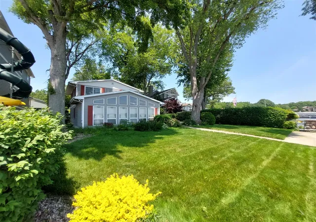 Homes for sale in Edwardsburg, MI | 23675 N Shore Dr, Edwardsburg, MI 49112 | MLS# 70525766