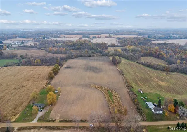 1st image of 0 S New Lothrop, Durand, MI 48429 | MLS# 60949723