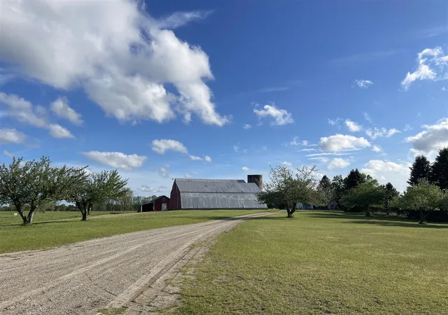2nd image of 11758 Monroe Rd, Morley, MI 49336 | MLS# 70533843