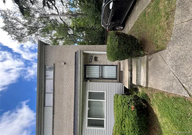 4th image of 14526-32 Evergreen Rd, Detroit, MI 48223 | MLS# 60993274