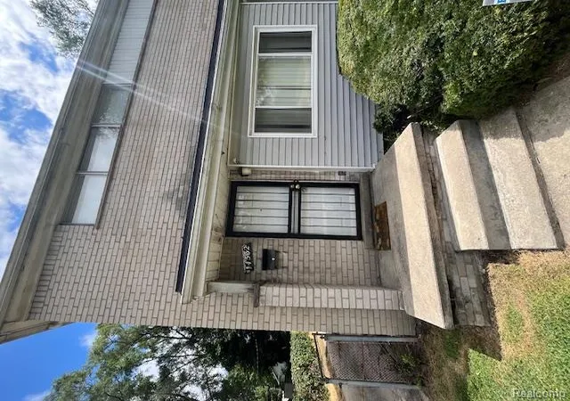 5th image of 14526-32 Evergreen Rd, Detroit, MI 48223 | MLS# 60993274
