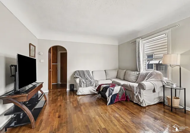 Homes for sale in Lansing, MI | 1805 W Saginaw St, Lansing, MI 48915 | MLS# 50212429