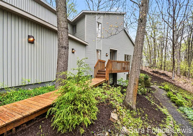 Homes for sale in Grand Rapids, MI | 3875 Riverbend Dr, Grand Rapids, MI 49534 | MLS# 70528133