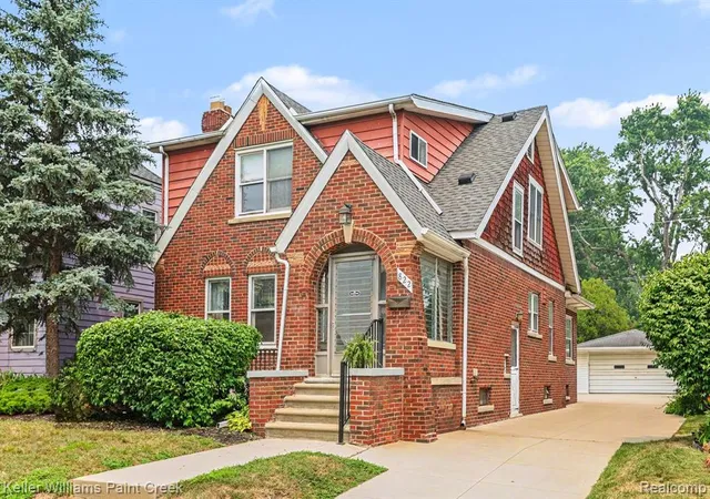 Photo 2 of Single family home for sale at 822 W Breckenridge St, Ferndale, MI 48220 1245 | MLS# 61011169 | Listing updated on 2026-08-29