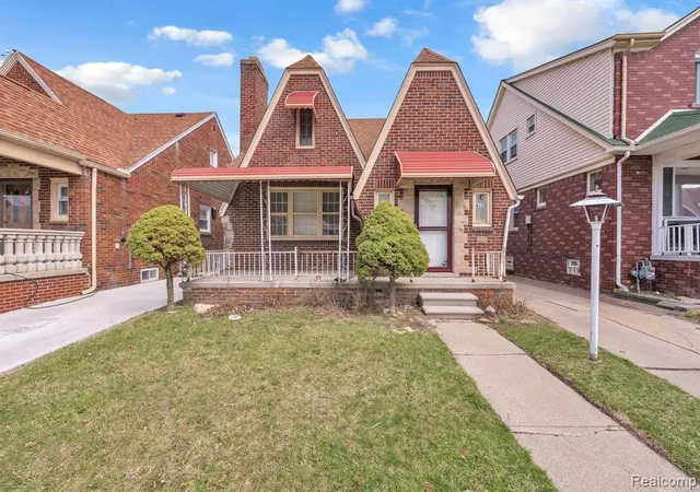 Photo 2 of Single Family Residence at 6120 Middlesex St, Dearborn, MI 48126 | MLS# 60980193 |  | Sold on 2026-06-30