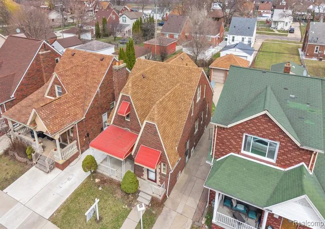 Photo 4 of Single Family Residence at 6120 Middlesex St, Dearborn, MI 48126 | MLS# 60980193 |  | Sold on 2026-06-30
