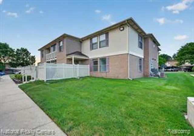 Homes for sale in South Lyon, MI | 61171 Greenwood Dr, South Lyon, MI 48178 | MLS# 61009107