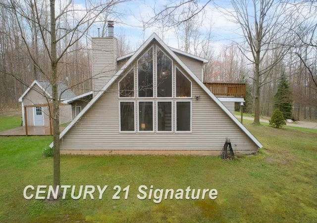 2nd image of 1180 Winding Wood Dr, Farwell, MI 48622 | MLS# 50219767